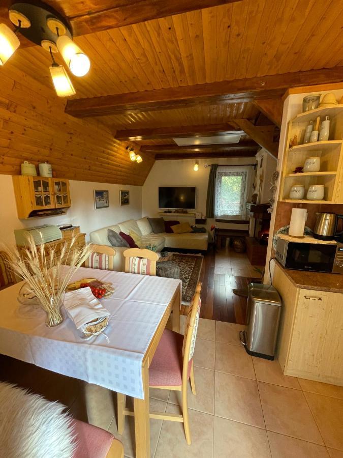 Chalet Calla Mrkopalj Buitenkant foto