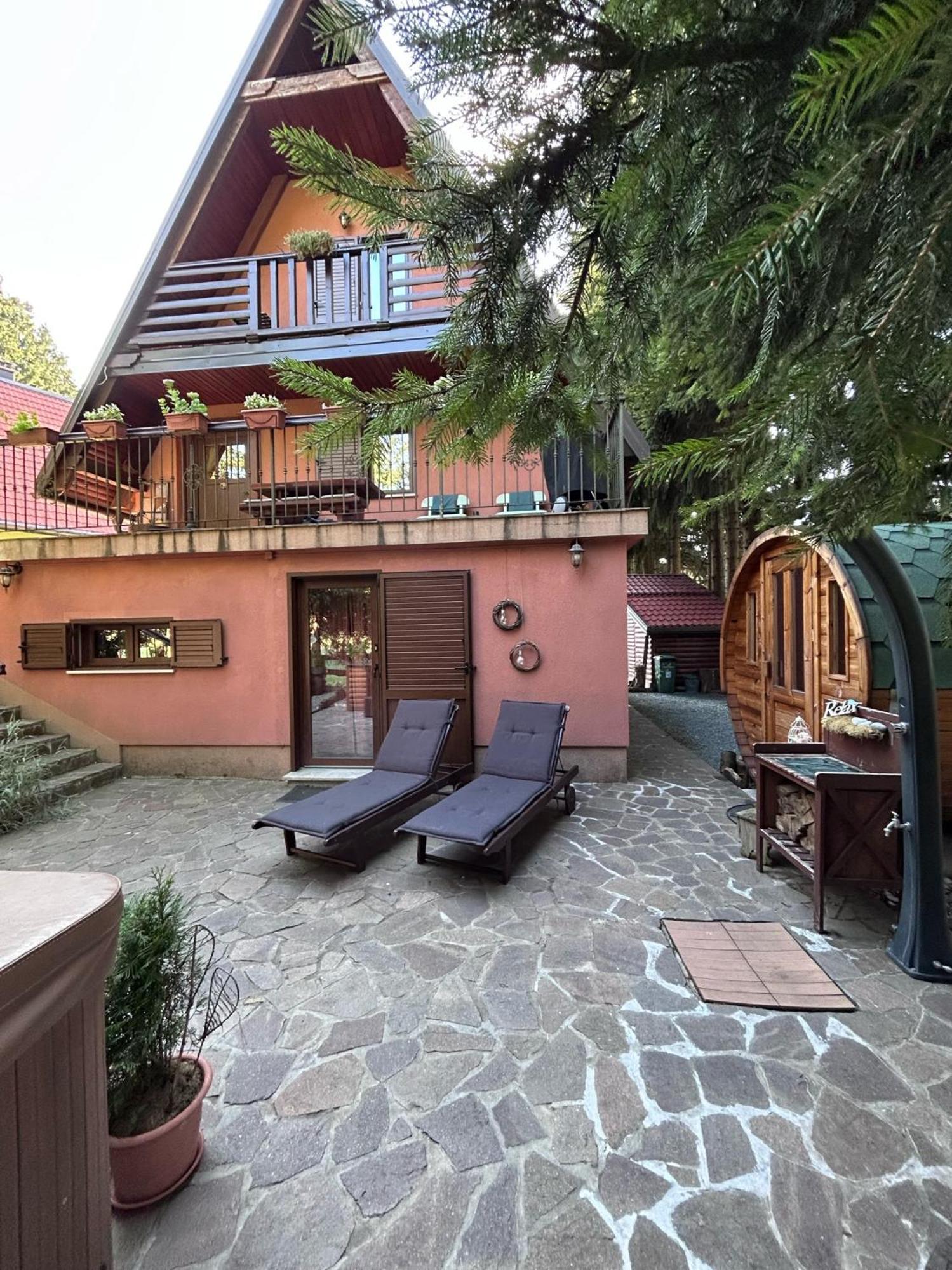 Chalet Calla Mrkopalj Buitenkant foto